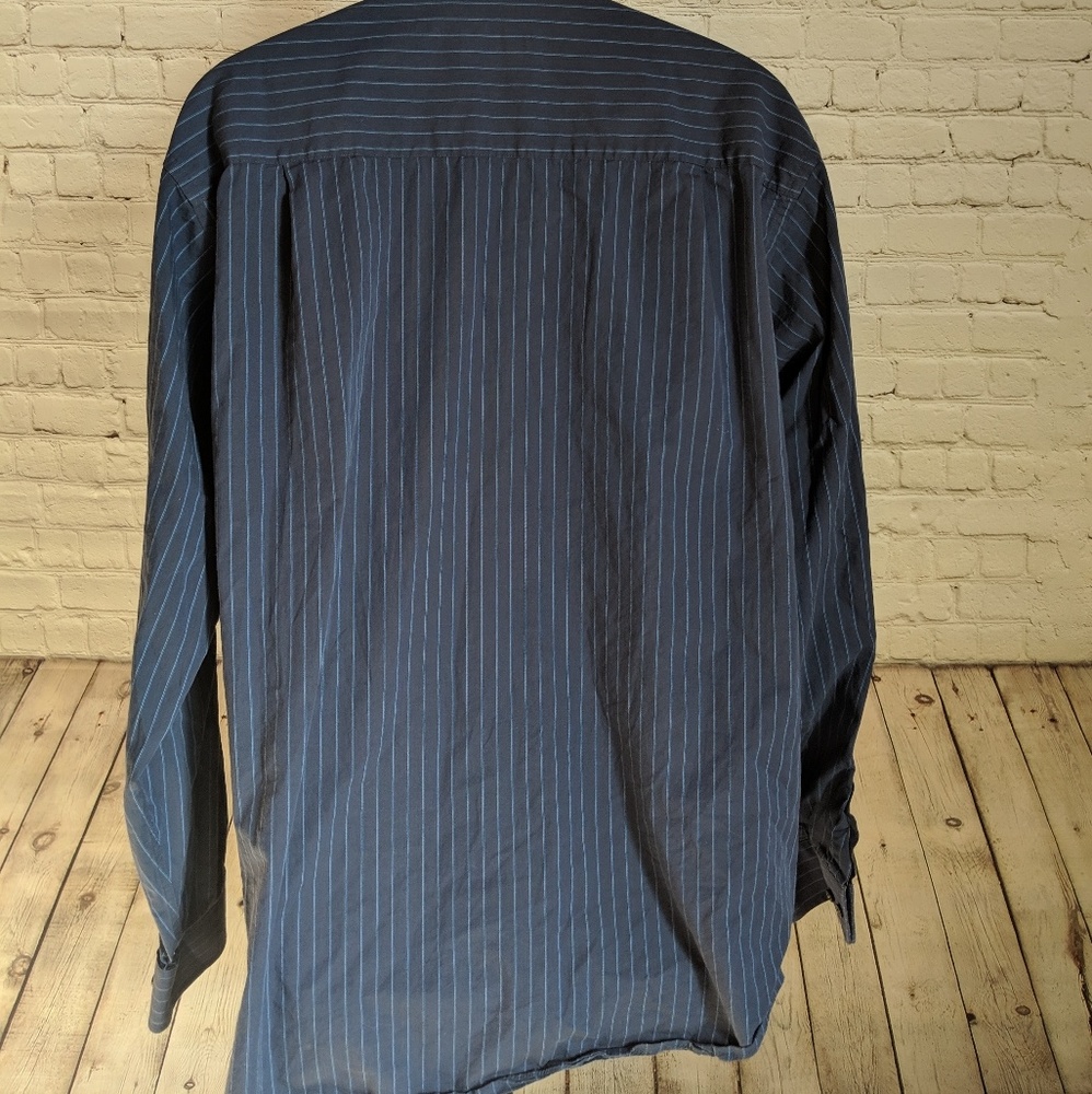Calvin Klein button down - Picture 2 of 4